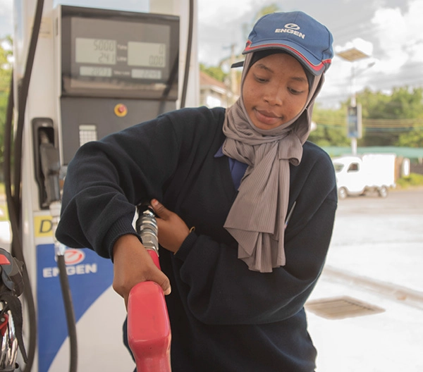 Engen fuel attendant